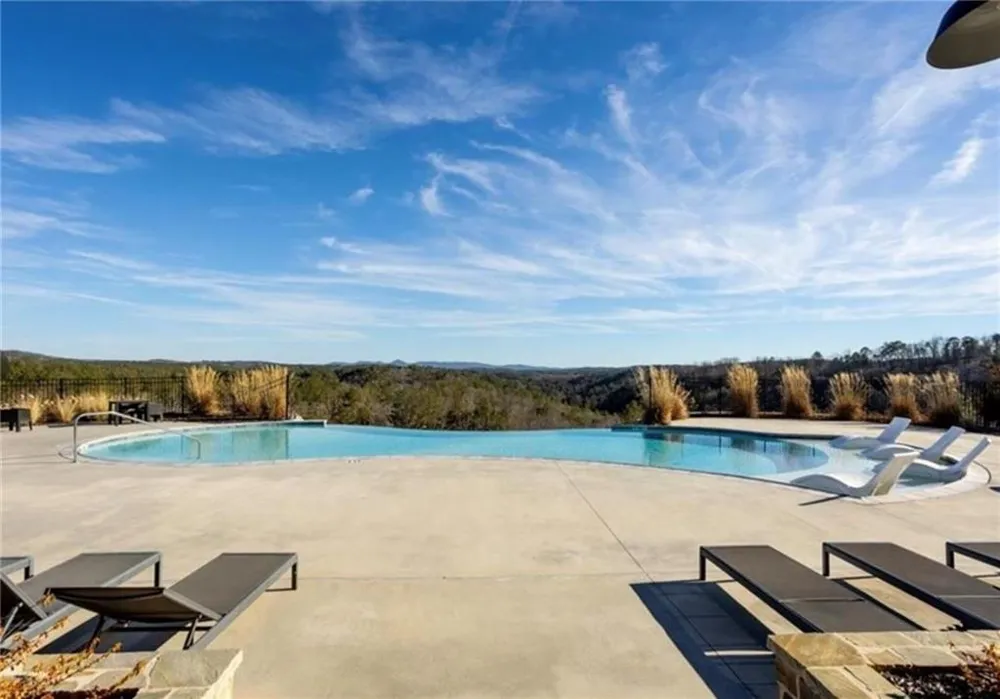 2956 Blalock Mountain Road Talking Rock, GA 30175