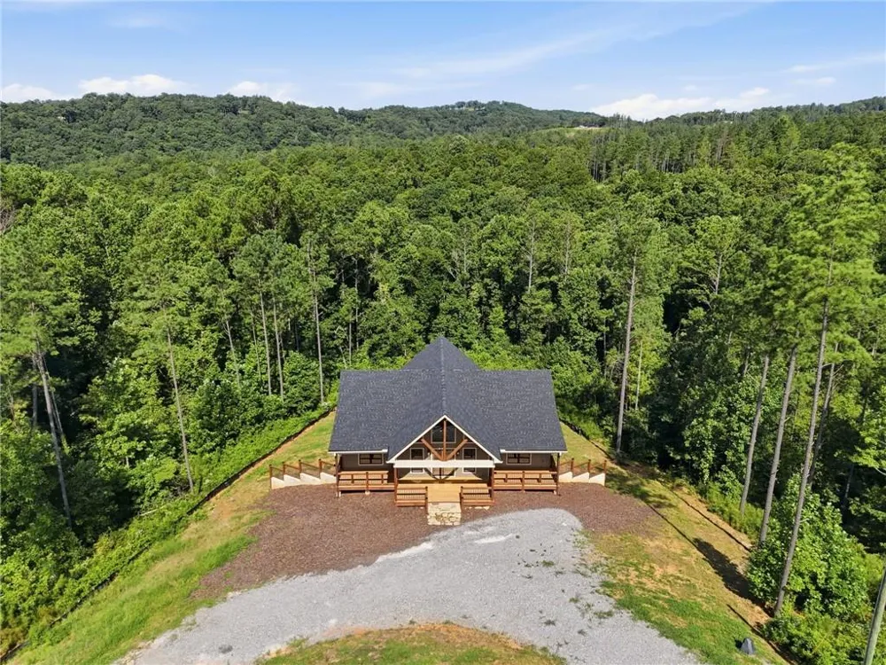 2956 Blalock Mountain Road Talking Rock, GA 30175