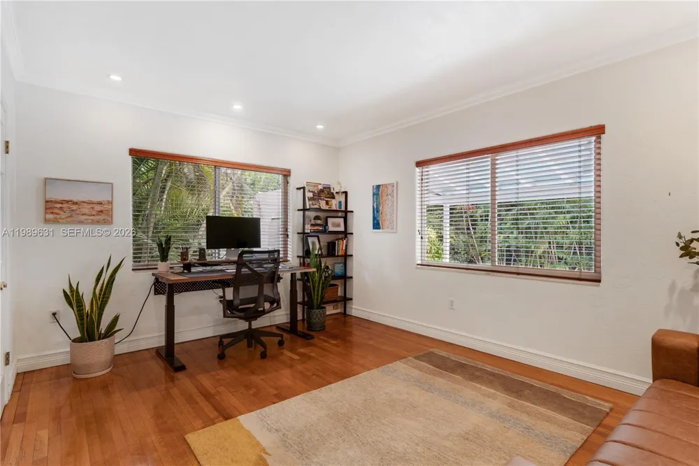 426 Hardee Rd Coral Gables, FL 33146