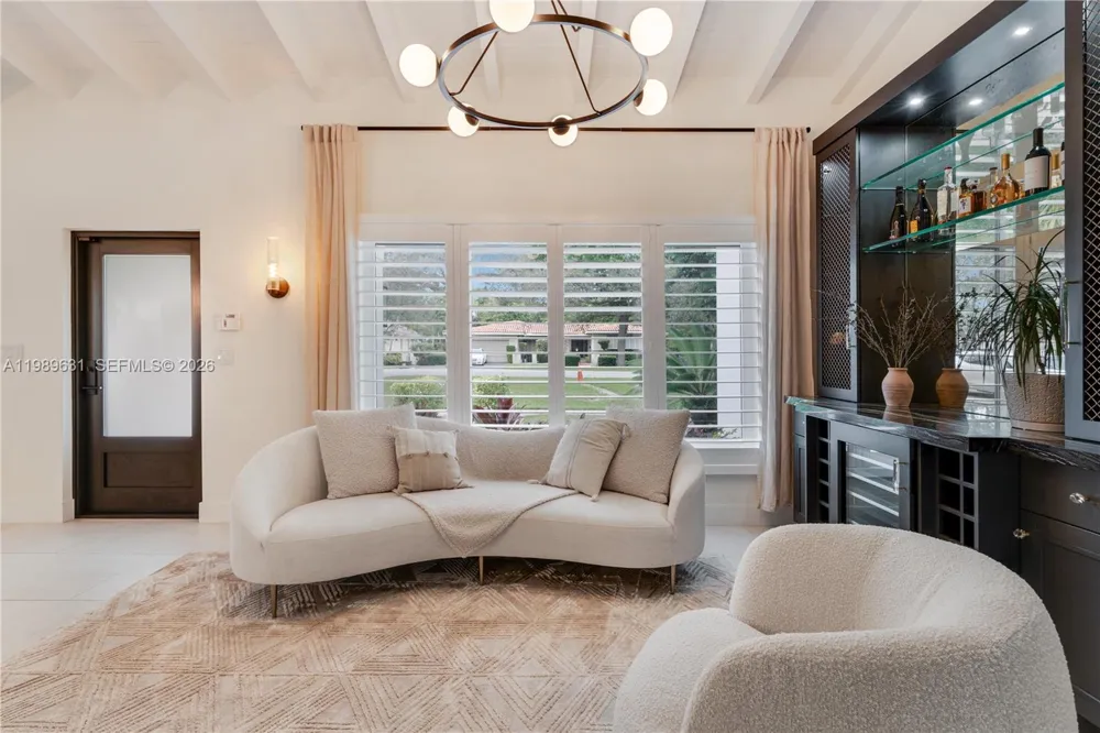 426 Hardee Rd Coral Gables, FL 33146