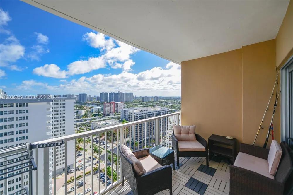 1980 S Ocean Dr #PHG Hallandale Beach, FL 33009