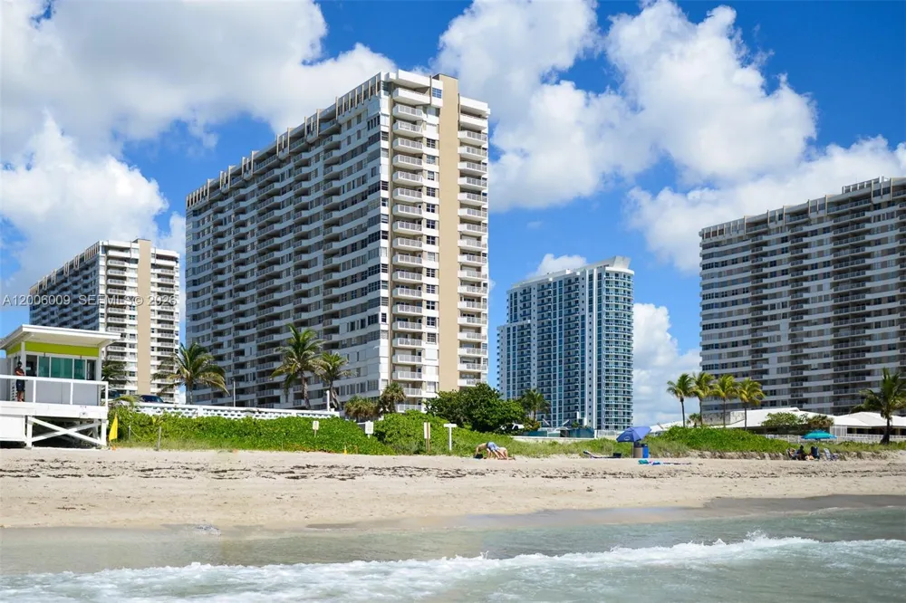 1980 S Ocean Dr #PHG Hallandale Beach, FL 33009
