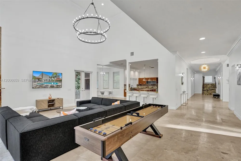 1430 NW 114th Ave Plantation, FL 33323