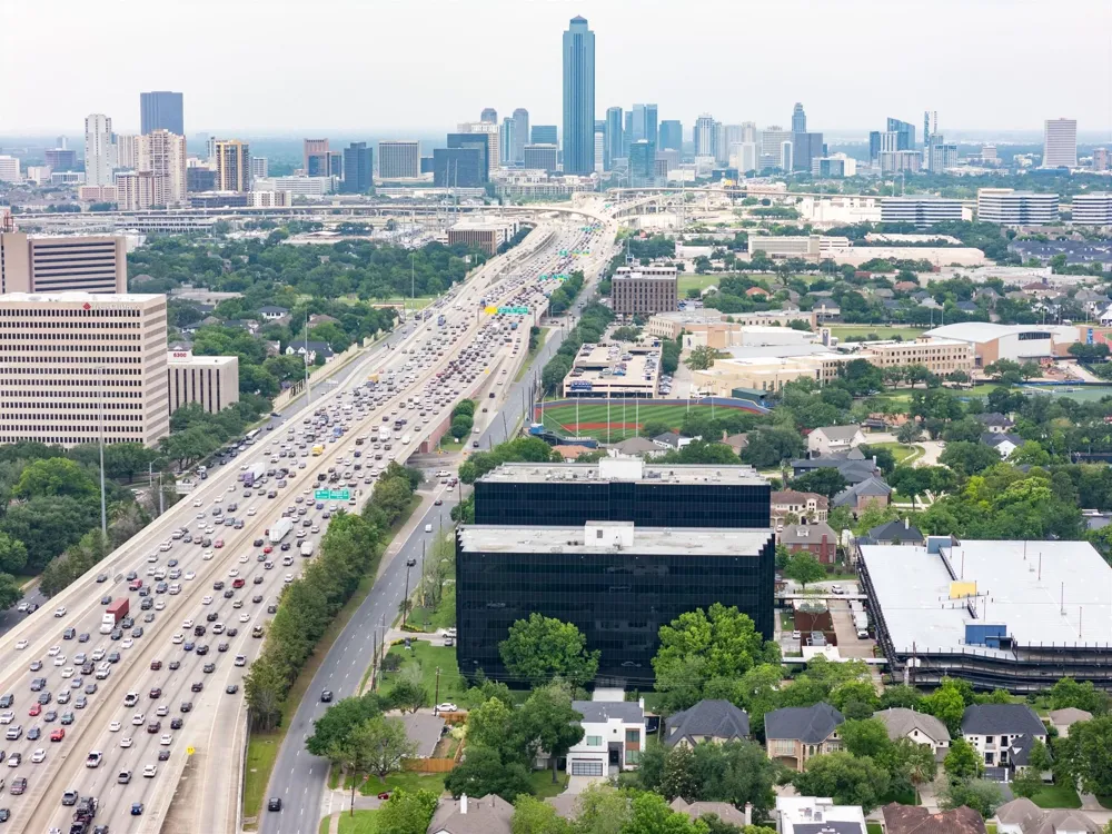 4660 Spruce Street Bellaire, TX 77401