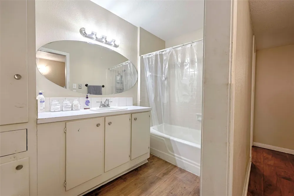 101 Mc Dow Street Victoria, TX 77901