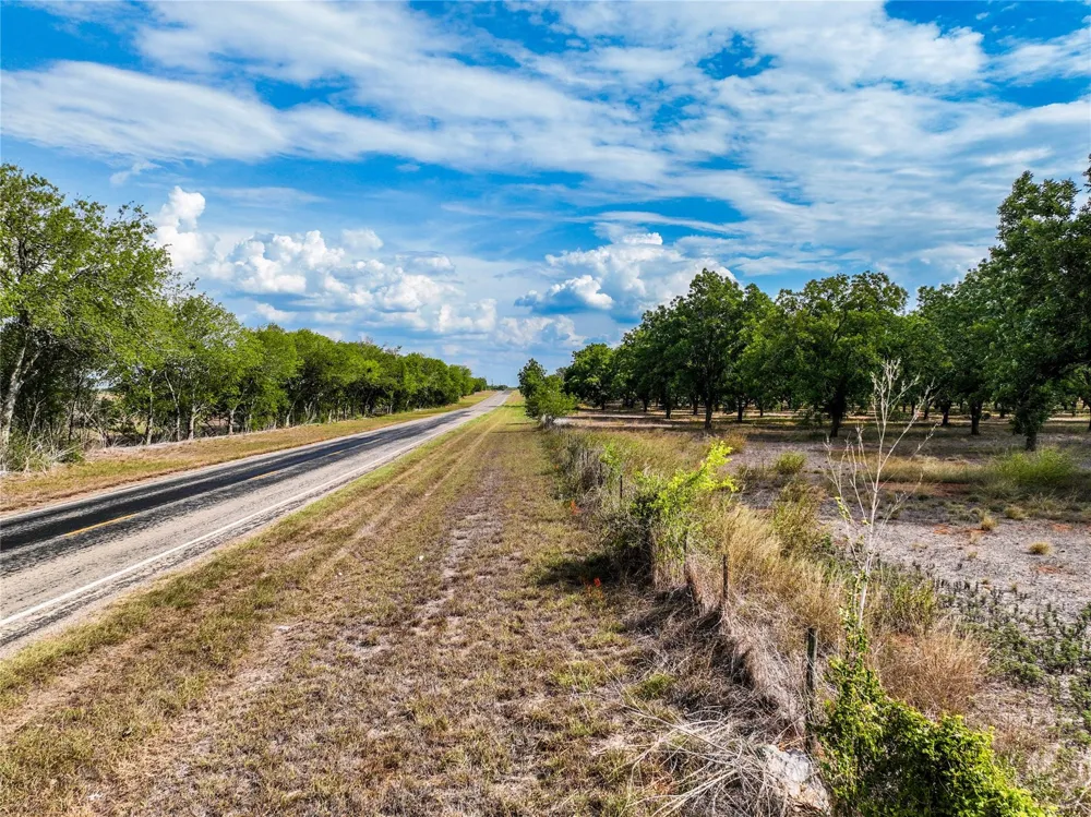 2 Fm 1784 Pleasanton, TX 78064