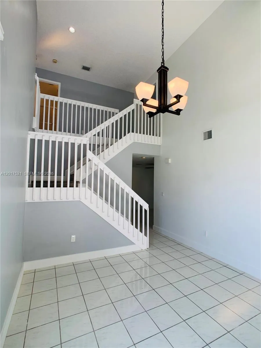 18801 NW 12th St #18801 Pembroke Pines, FL 33029