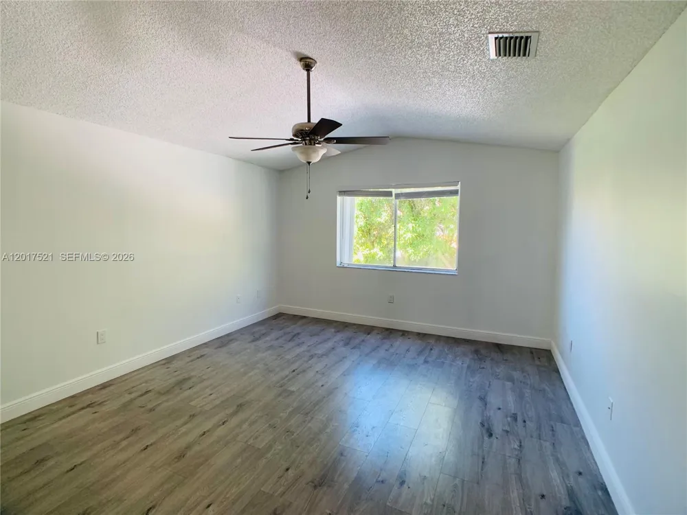 18801 NW 12th St #18801 Pembroke Pines, FL 33029