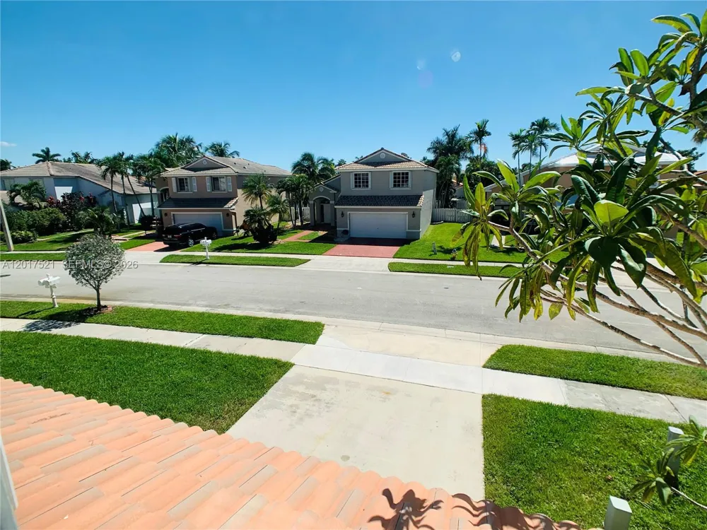 18801 NW 12th St #18801 Pembroke Pines, FL 33029