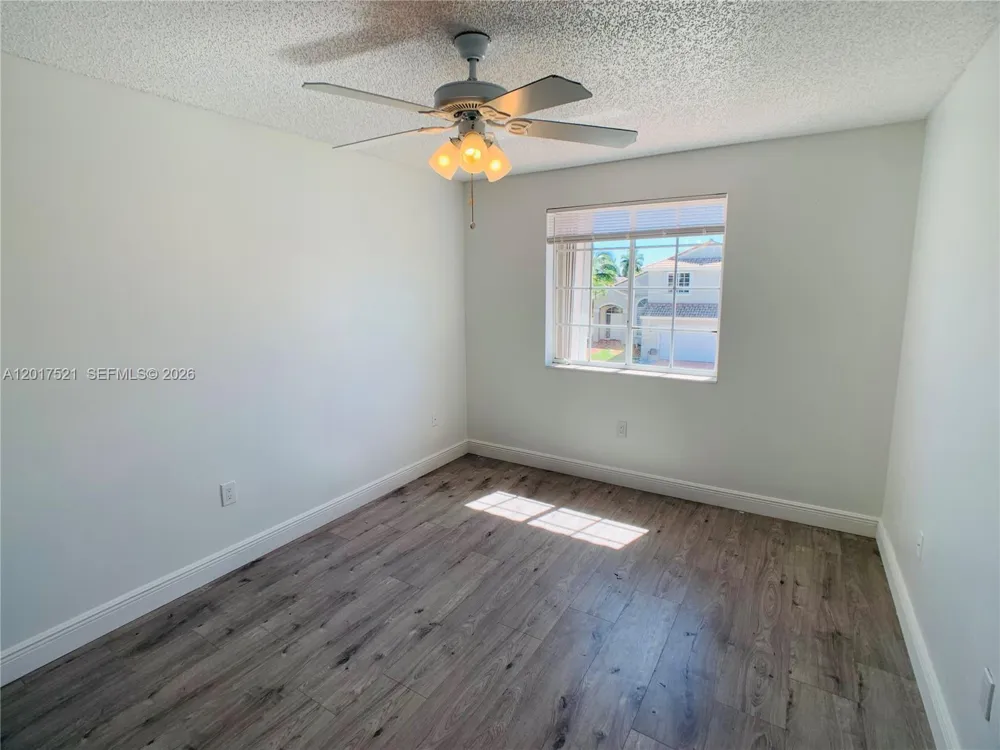 18801 NW 12th St #18801 Pembroke Pines, FL 33029