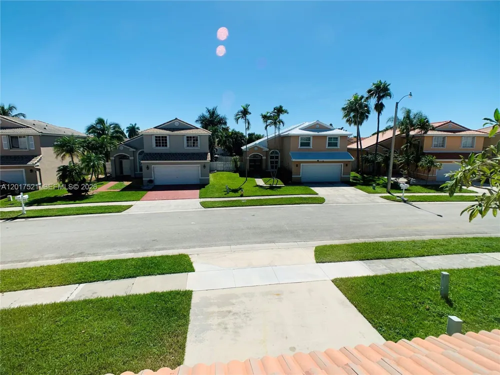 18801 NW 12th St #18801 Pembroke Pines, FL 33029
