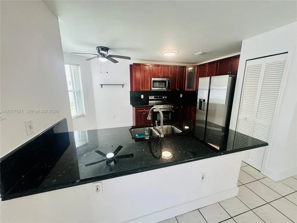 18801 NW 12th St #18801 Pembroke Pines, FL 33029