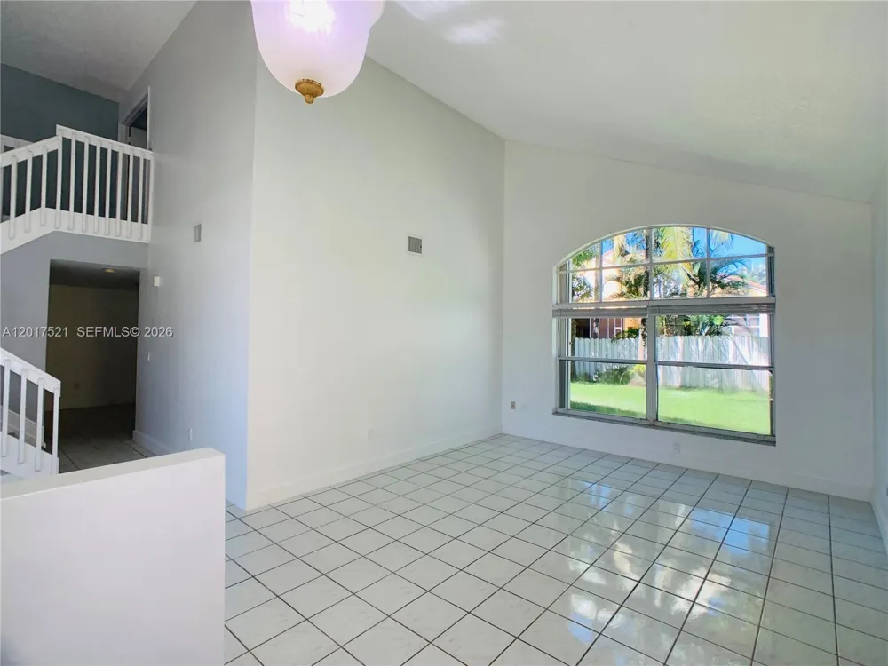 18801 NW 12th St #18801 Pembroke Pines, FL 33029