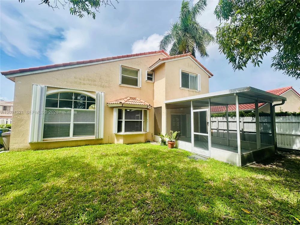 18801 NW 12th St #18801 Pembroke Pines, FL 33029