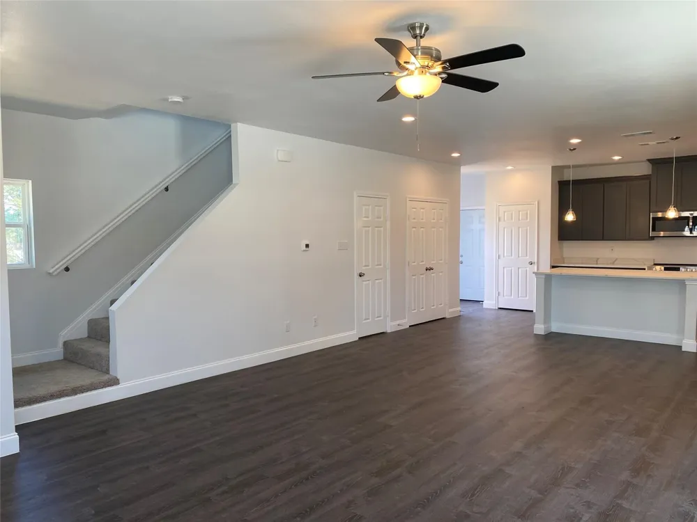 3025 Barling Greenville, TX 75401
