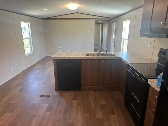 604 Cr 5253 Cleveland, TX 77327