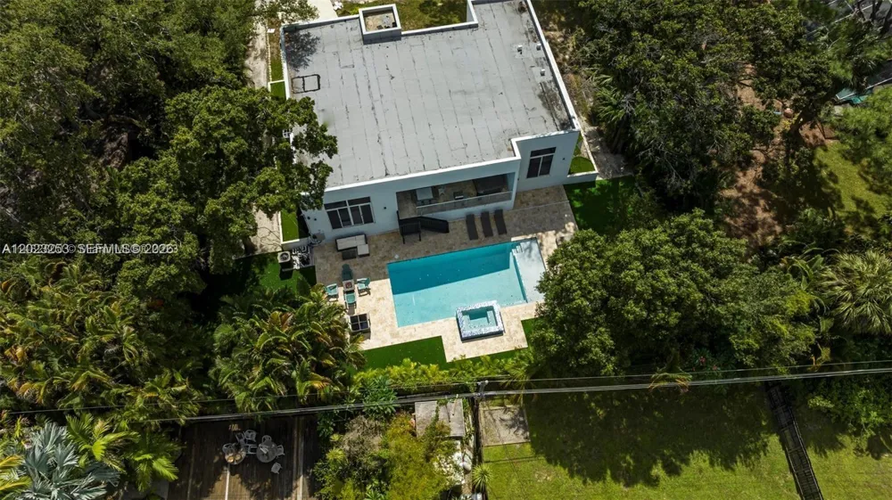 1759 SW 30th Pl Fort Lauderdale, FL 33315