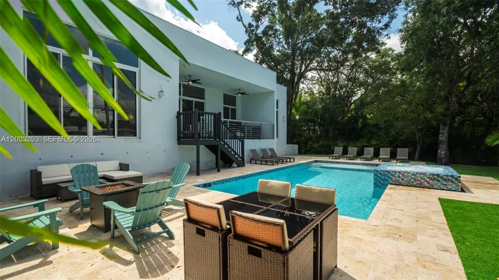 1759 SW 30th Pl Fort Lauderdale, FL 33315
