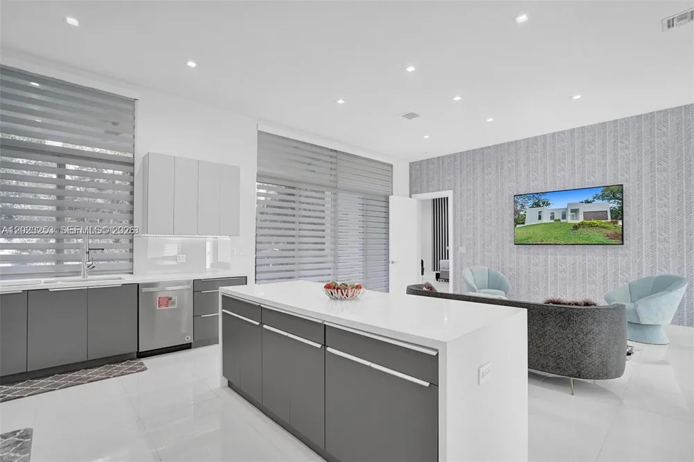 1759 SW 30th Pl Fort Lauderdale, FL 33315