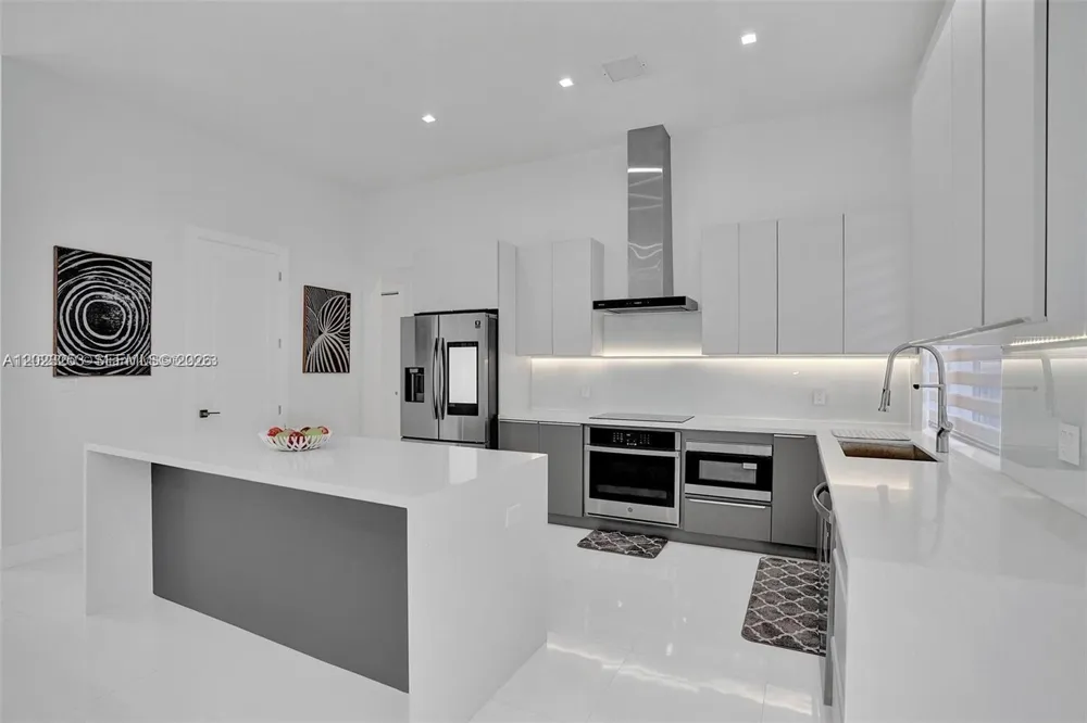 1759 SW 30th Pl Fort Lauderdale, FL 33315