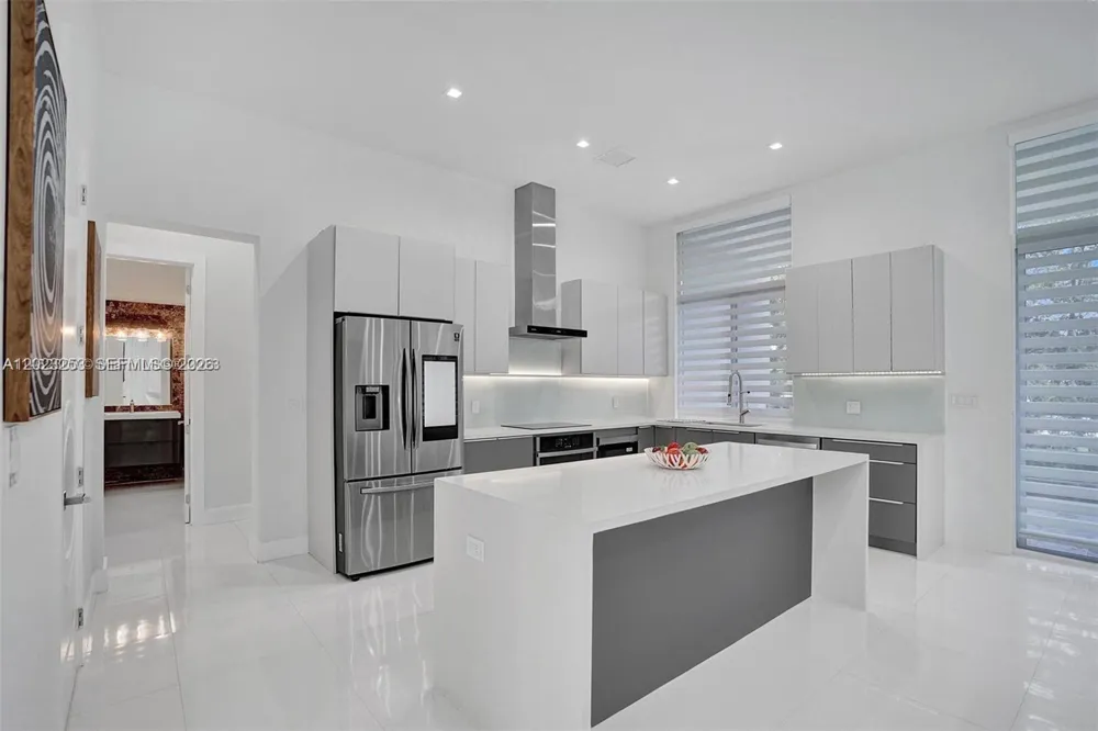 1759 SW 30th Pl Fort Lauderdale, FL 33315