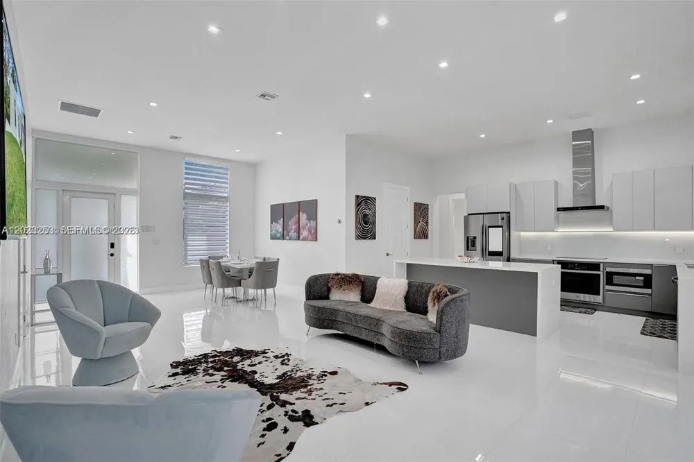 1759 SW 30th Pl Fort Lauderdale, FL 33315