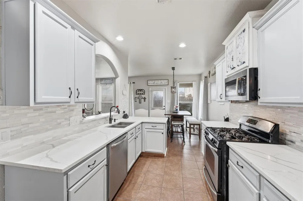 9906 Jewel Lane Rosharon, TX 77583