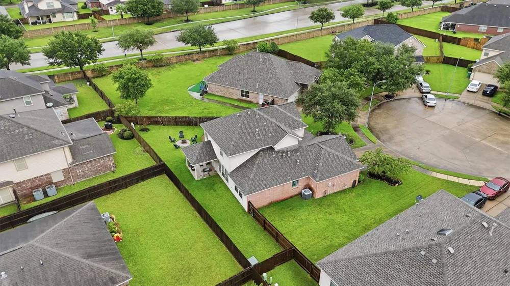 9906 Jewel Lane Rosharon, TX 77583