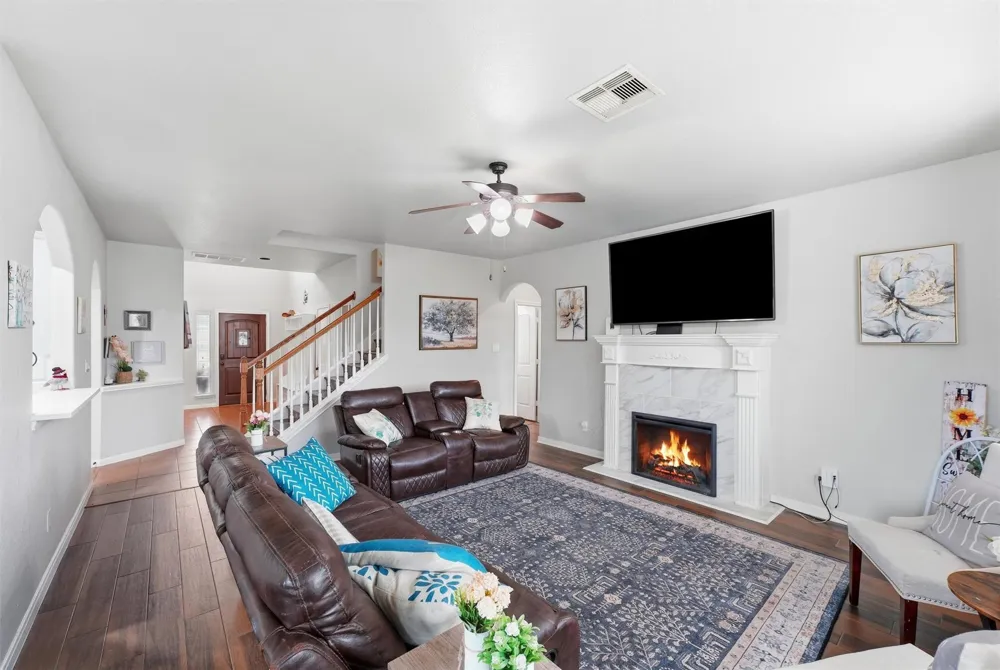 9906 Jewel Lane Rosharon, TX 77583