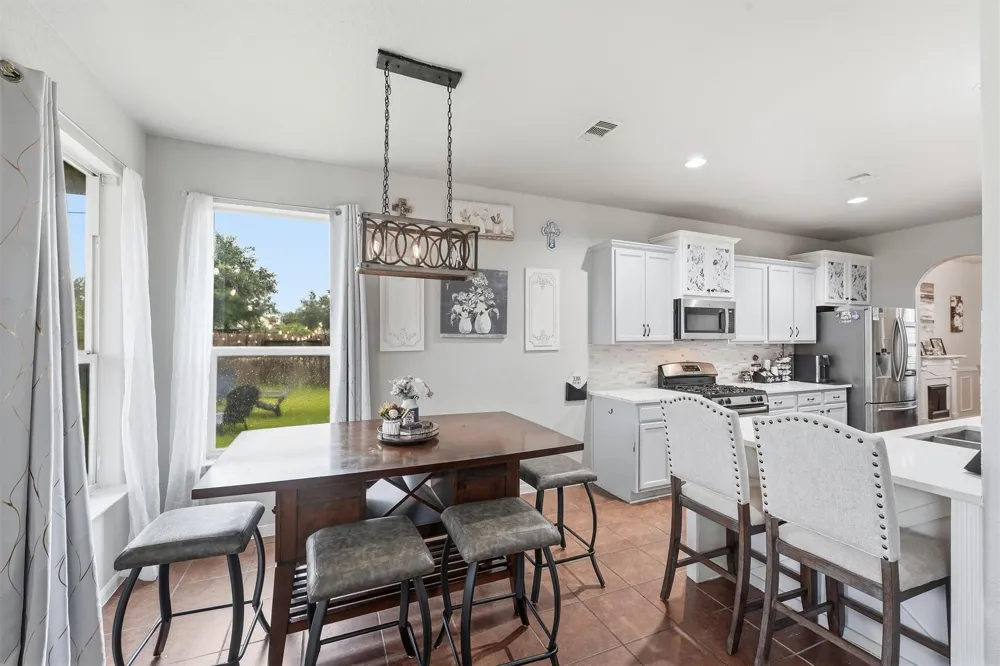 9906 Jewel Lane Rosharon, TX 77583