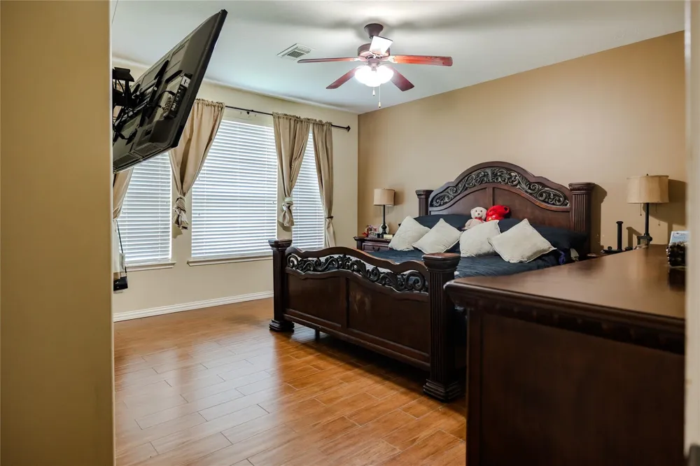 5414 Summer Oak Drive Pasadena, TX 77505