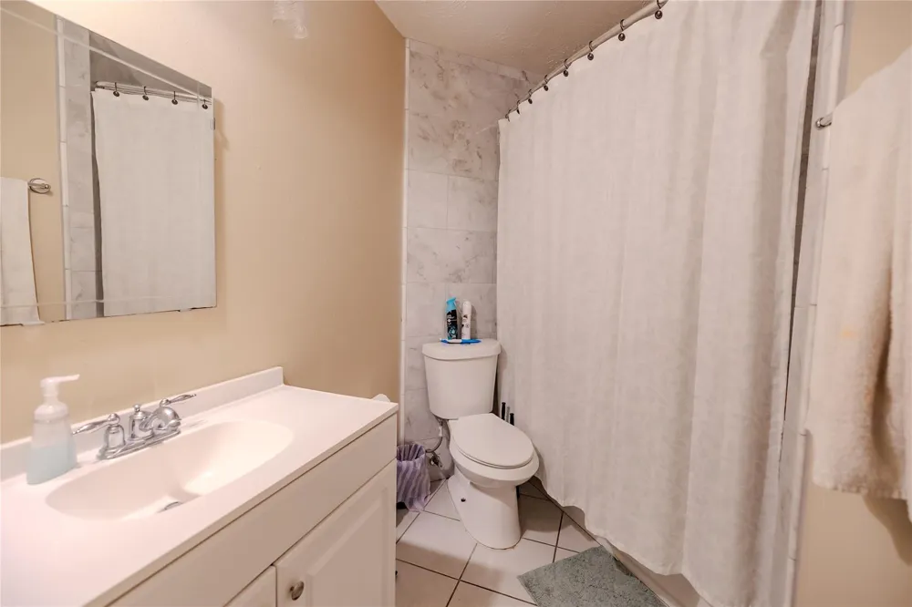 5414 Summer Oak Drive Pasadena, TX 77505