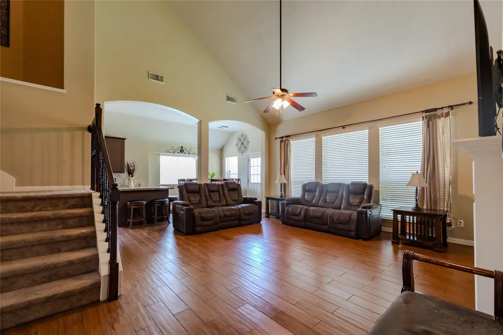 5414 Summer Oak Drive Pasadena, TX 77505