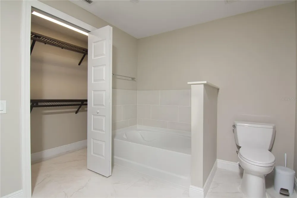 16300 COUNTY ROAD 455 #307 Montverde, FL 34756