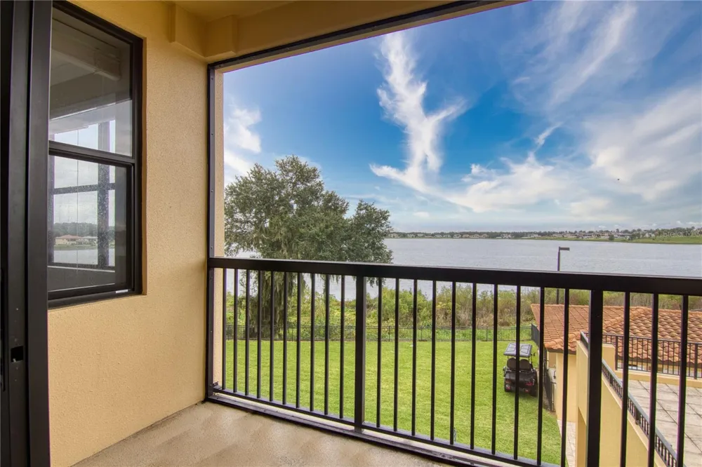 16300 COUNTY ROAD 455 #307 Montverde, FL 34756