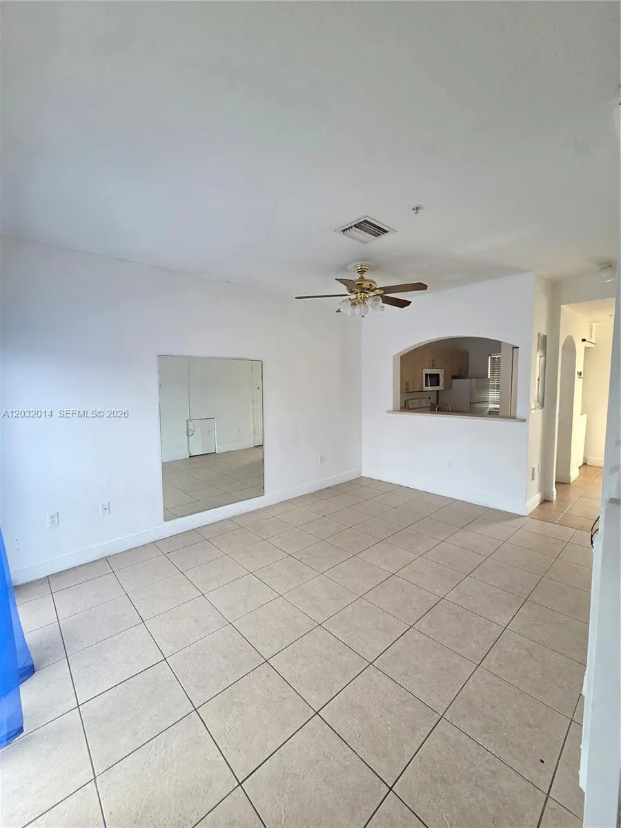 7989 NW 8th St #108D Miami, FL 33126
