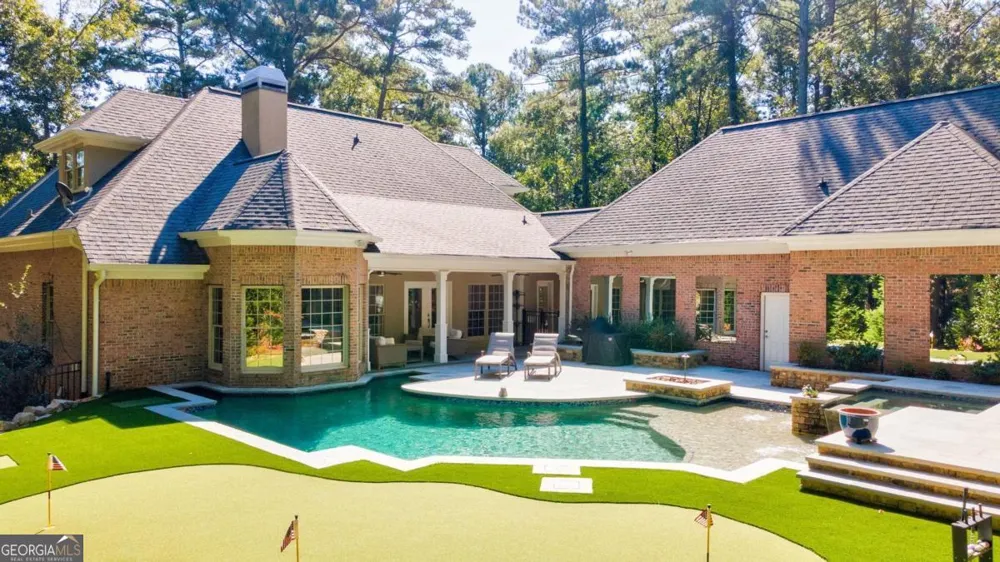 1101 Club Cove DR Greensboro, GA 30642