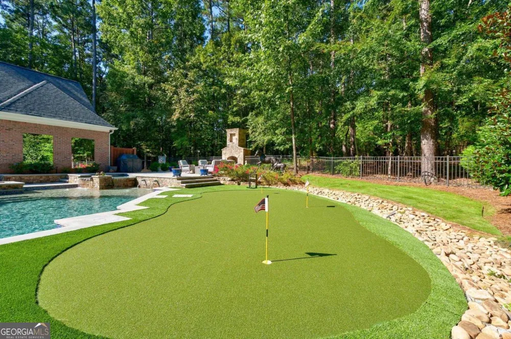 1101 Club Cove DR Greensboro, GA 30642