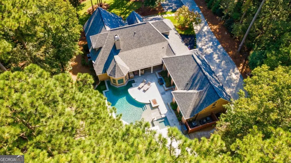 1101 Club Cove DR Greensboro, GA 30642