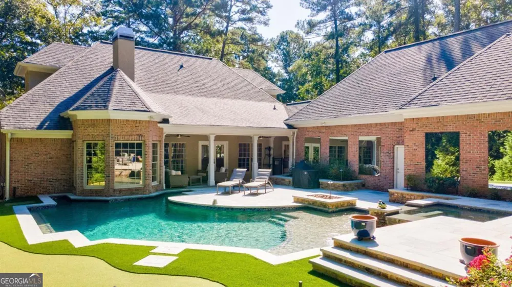 1101 Club Cove DR Greensboro, GA 30642