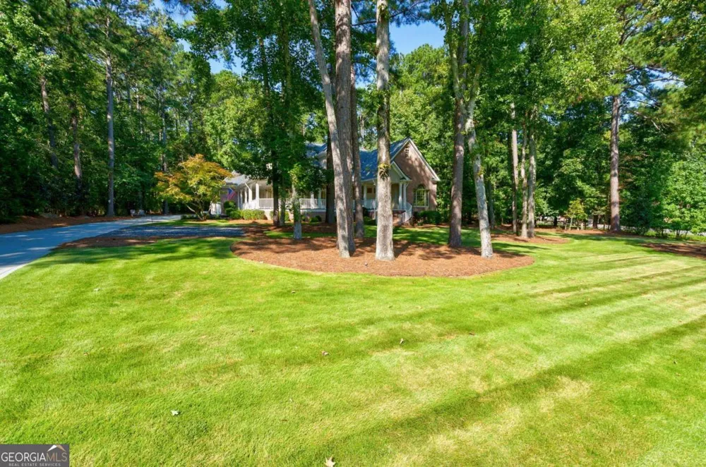 1101 Club Cove DR Greensboro, GA 30642