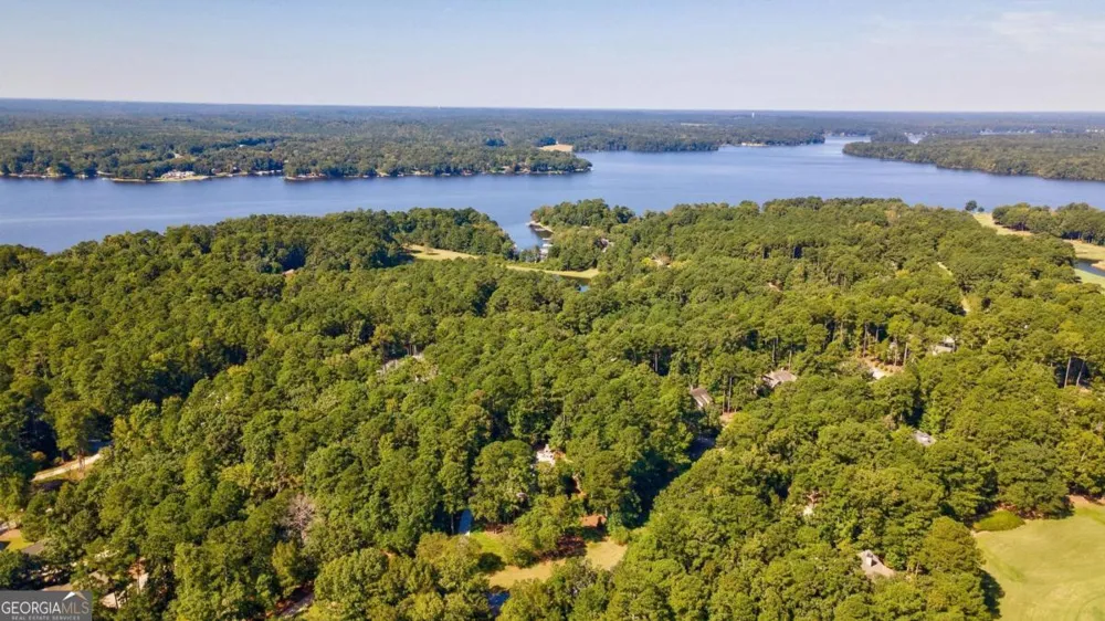 1101 Club Cove DR Greensboro, GA 30642