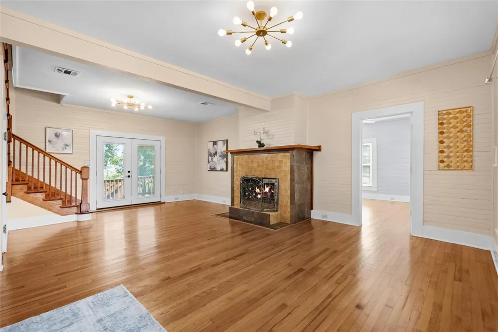 202 Meadowlawn Street Shoreacres, TX 77571