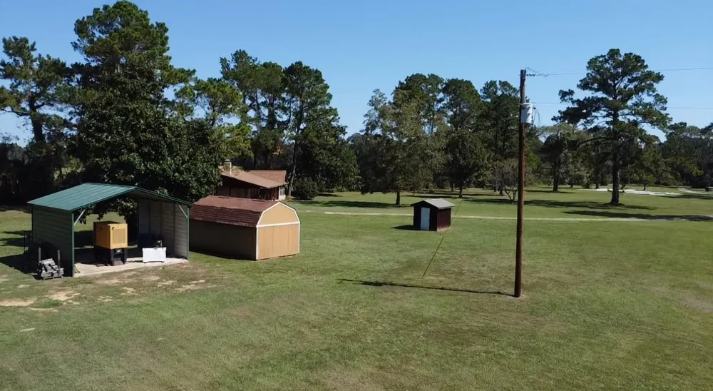695 County Road 2309 Cleveland, TX 77327