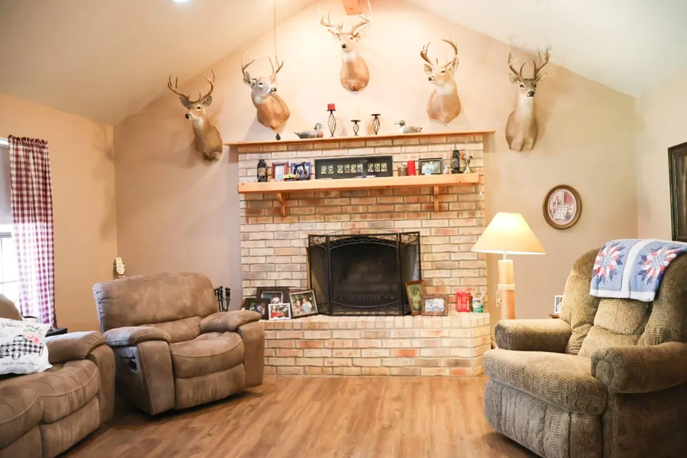 695 County Road 2309 Cleveland, TX 77327