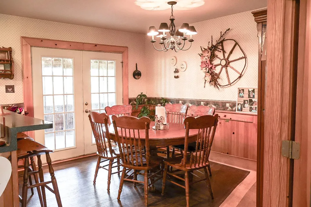 695 County Road 2309 Cleveland, TX 77327