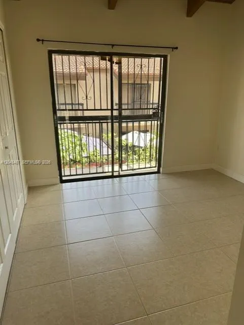 1819 SW 107th Ave #1904 Miami, FL 33165