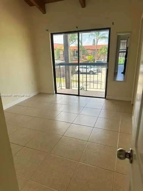 1819 SW 107th Ave #1904 Miami, FL 33165
