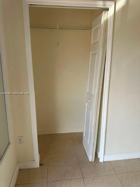 1819 SW 107th Ave #1904 Miami, FL 33165