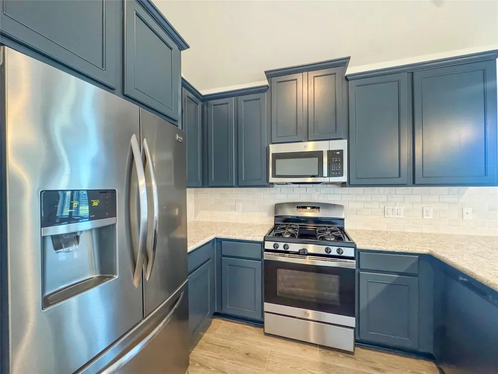 1707 Prairie Ridge Court Angleton, TX 77515